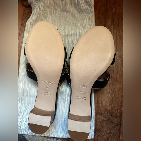 Hermes Oran Sandals - Picture 2 of 5